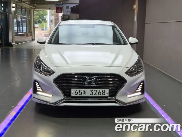 Hyundai Sonata 2018 — photo 1