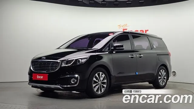 Kia Canival 2016 — photo 1
