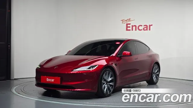 Tesla Model 3 2024 — photo 1