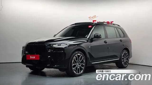 BMW X7 2025 — photo 1