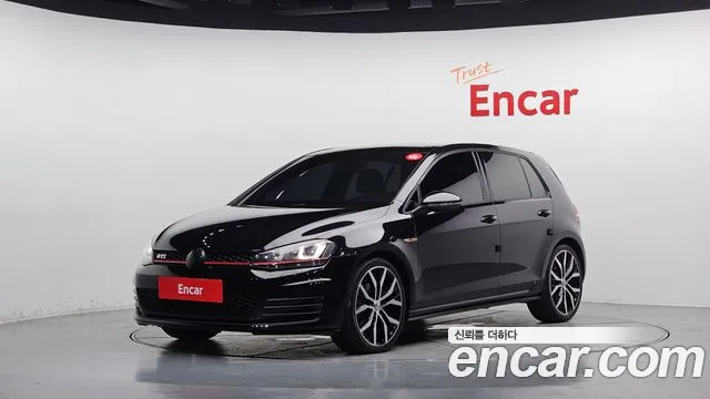 Volkswagen Golf 2016 — photo 1