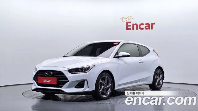 Hyundai Veloster 2020 — photo 1
