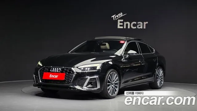 Audi A5 2023 — photo 1