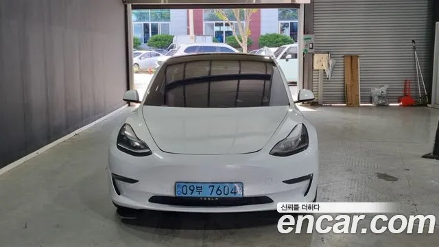 Tesla Model 3 2021 — photo 1