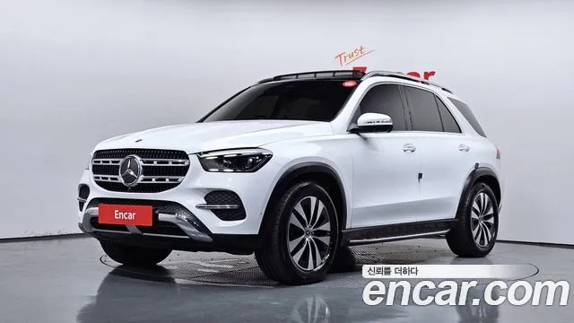 Mercedes-Benz GLE-Class 2025 — photo 1