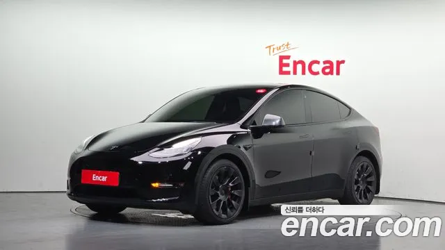 Tesla Model Y 2022 — photo 1