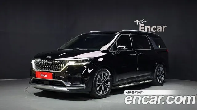 Kia Canival 2021 — photo 1