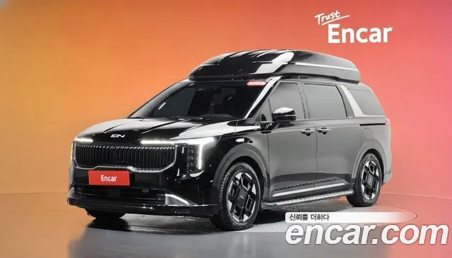 Kia Canival 2025 — photo 1