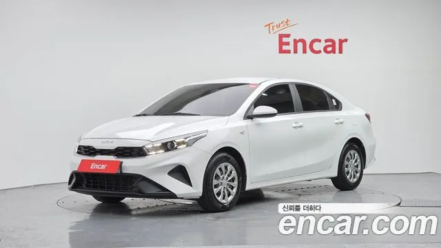 Kia K3 2023 — photo 1