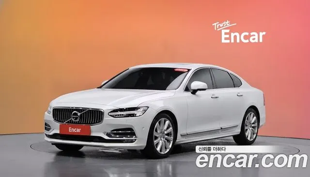 Volvo S90 2019 — photo 1