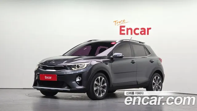Kia Stonic 2018 — photo 1
