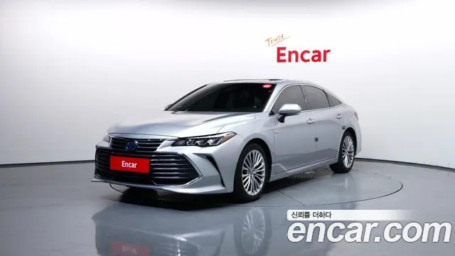 Toyota Avalon 2019 — photo 1