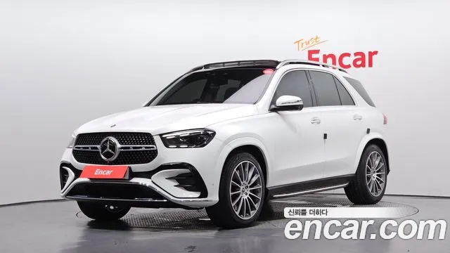 Mercedes-Benz GLE-Class 2023 — photo 1