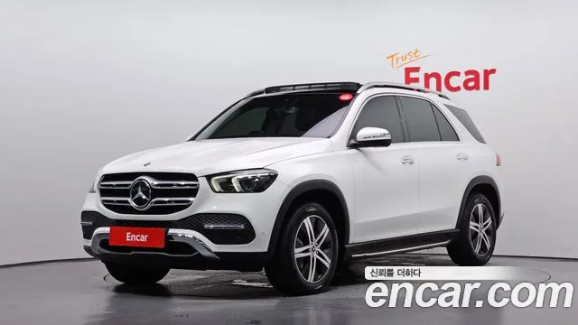 Mercedes-Benz GLE-Class 2020 — photo 1