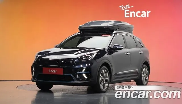 Kia Niro 2022 — photo 1