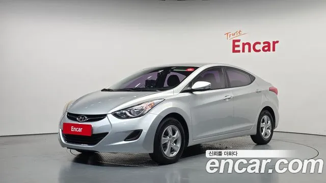 Hyundai AVANTE 2013 — photo 1