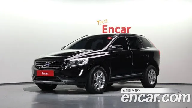 Volvo XC60 2017 — photo 1