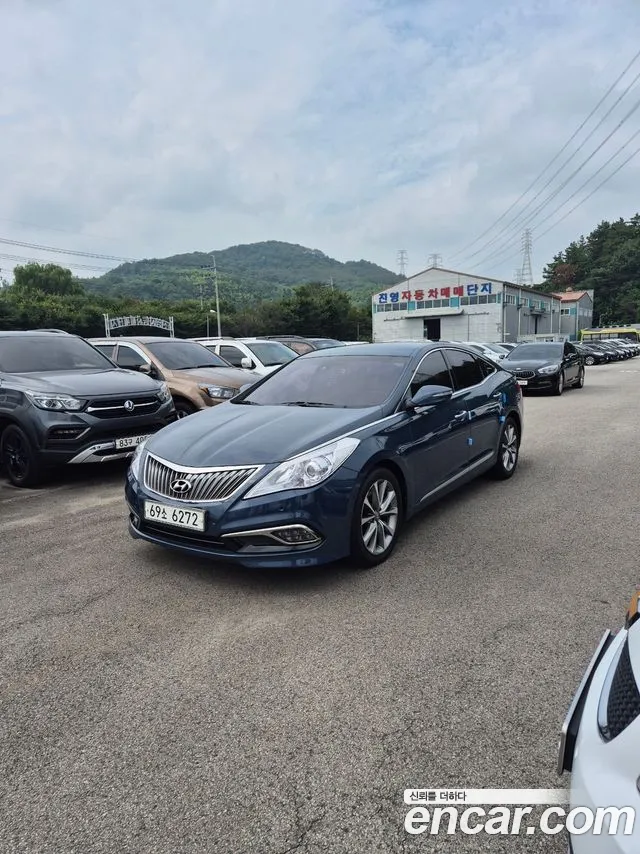 Hyundai Grandeur 2015 — photo 1