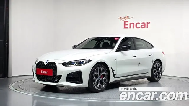 BMW 4-Series 2022 — photo 1