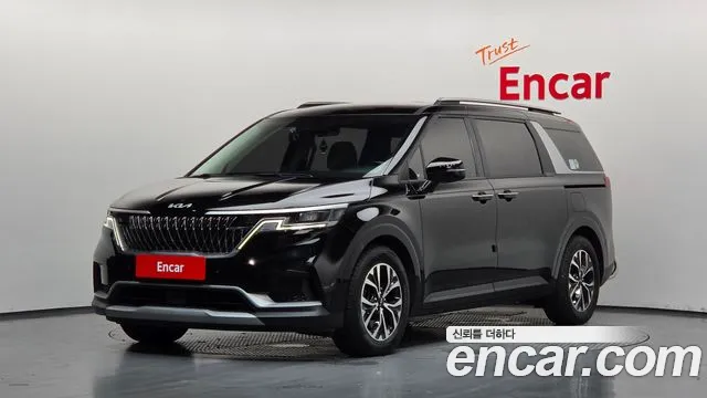 Kia Canival 2022 — photo 1