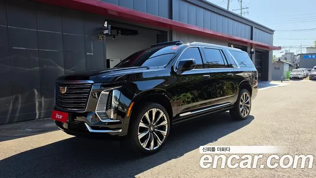 Cadillac Escalade 2026 — photo 1