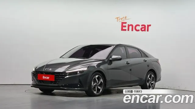 Hyundai AVANTE 2021 — photo 1