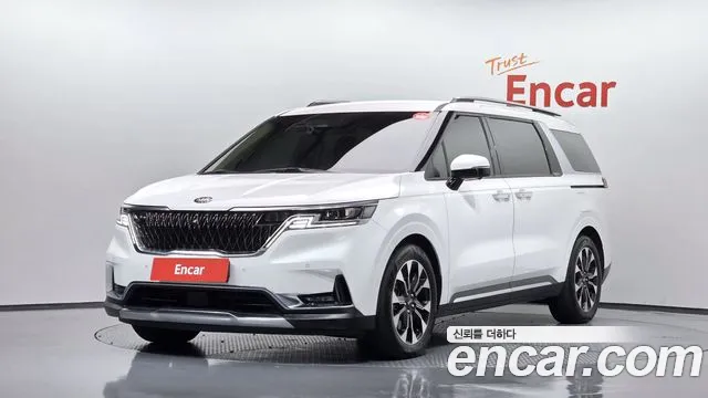 Kia Canival 2021 — photo 1