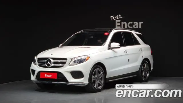 Mercedes-Benz GLE-Class 2018 — photo 1