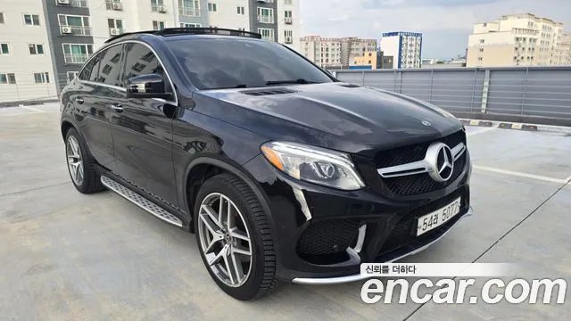 Mercedes-Benz GLE-Class 2017 — photo 1