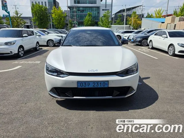 Kia EV6 2022 — photo 1