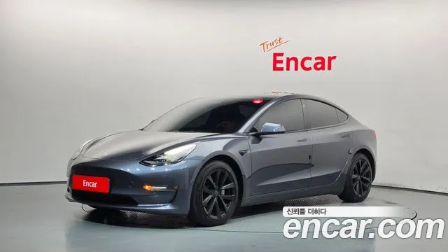 Tesla Model 3 2022 — photo 1
