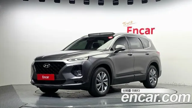 Hyundai Santafe 2019 — photo 1