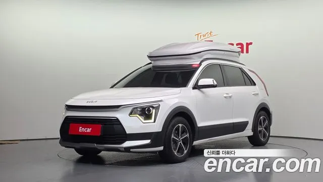 Kia Niro 2022 — photo 1