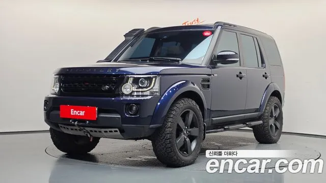Land Rover Discovery 2015 — photo 1