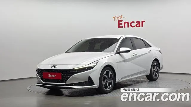 Hyundai AVANTE 2023 — photo 1