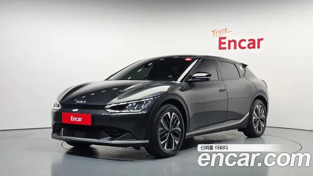 Kia EV6 2023 — photo 1