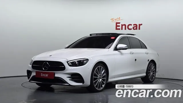 Mercedes-Benz E-Class 2021 — photo 1