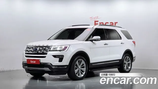 Ford Explorer 2018 — photo 1