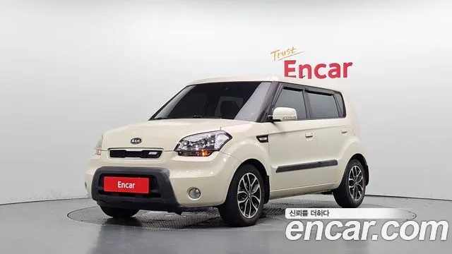 Kia Soul 2010 — photo 1