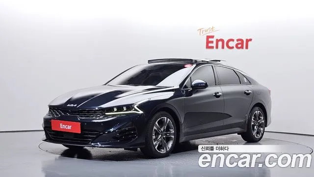 Kia K5 2022 — photo 1