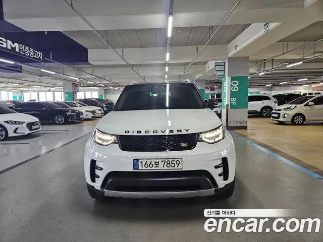 Land Rover Discovery 2020 — photo 1