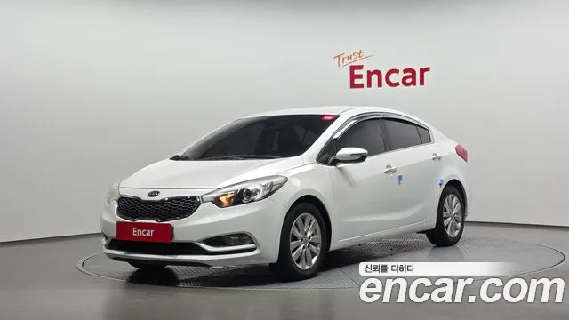Kia K3 2015 — photo 1