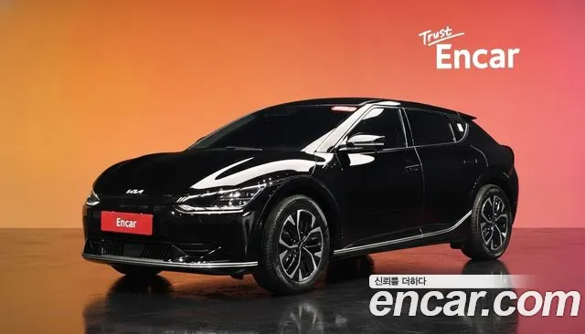 Kia EV6 2023 — photo 1