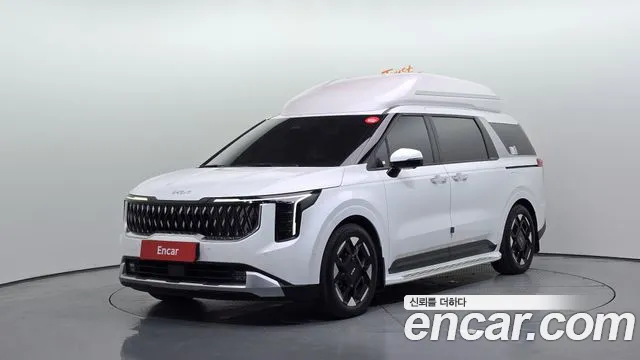 Kia Canival 2025 — photo 1