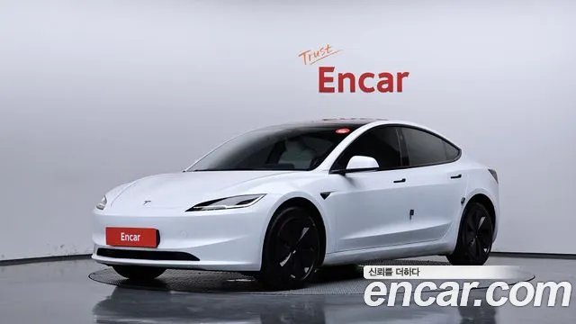 Tesla Model 3 2024 — photo 1