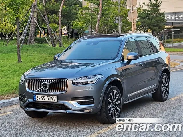 Volvo XC90 2020 — photo 1