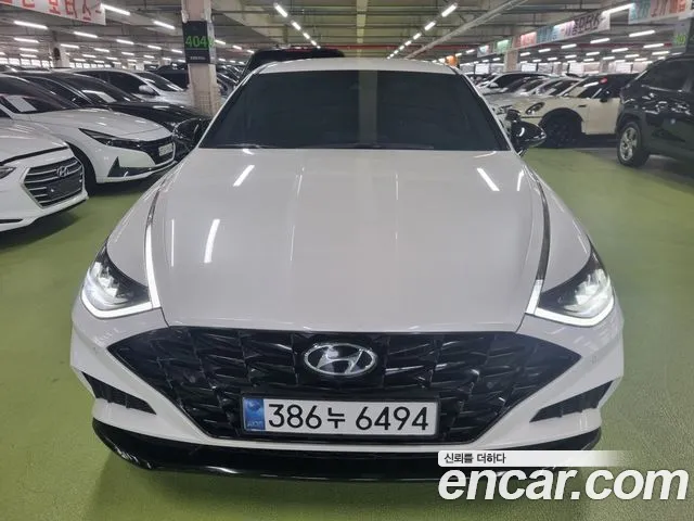 Hyundai Sonata 2022 — photo 1