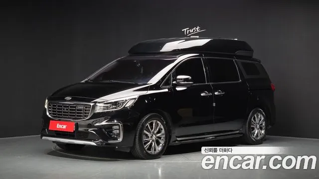 Kia Canival 2019 — photo 1