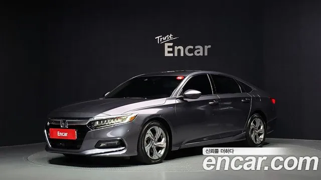 Honda Accord 2019 — photo 1