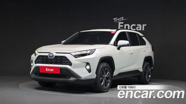 Toyota RAV4 2022 — photo 1